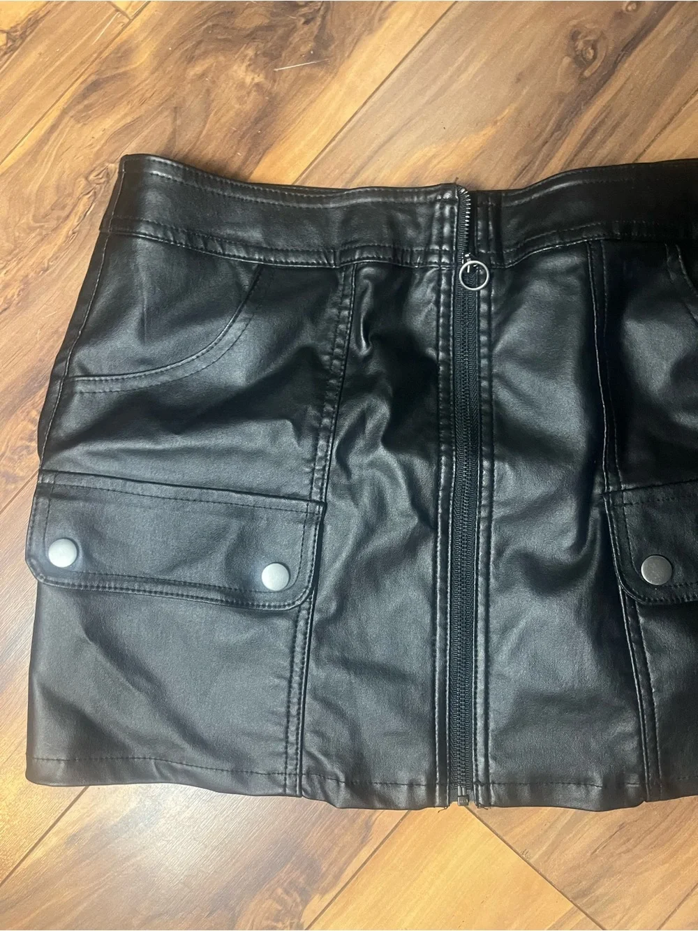 Black Pleather Mini Skirt Size Medium (8-10)